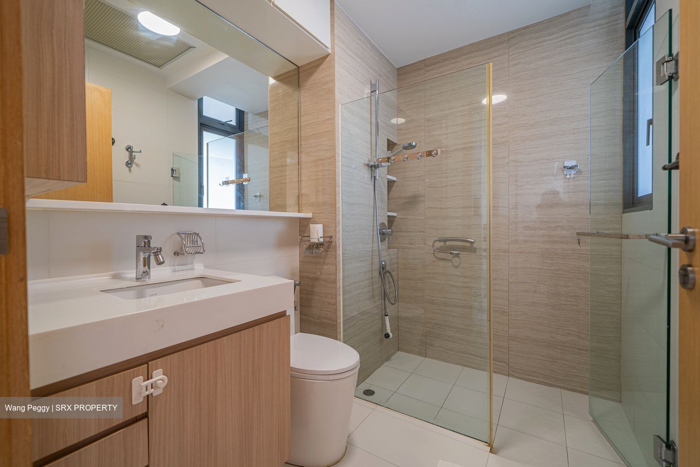 21 Richards (D19), Apartment #542947811